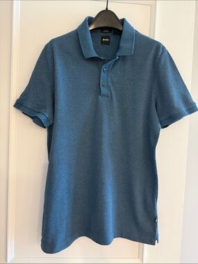 BOSS Boys Blue Textured Polo sz S good condition